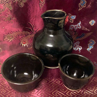 lota-sake-400a.jpg